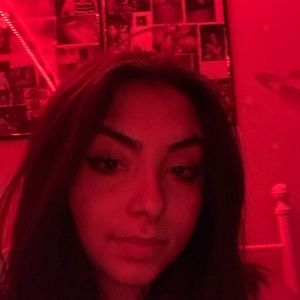 Meet your Posher, Gabriela